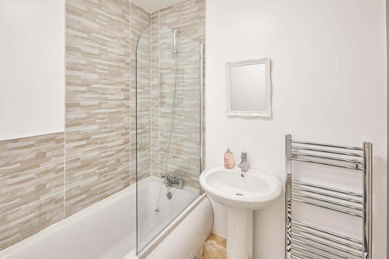 Host&Stay - Clarendon Apartments Redcar Esterno foto